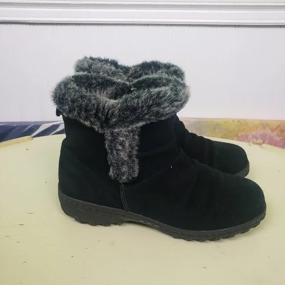 Khombu Women's Black Suede Gray Faux Fur Ankle Boots Size 7M - Picture 7 of 9